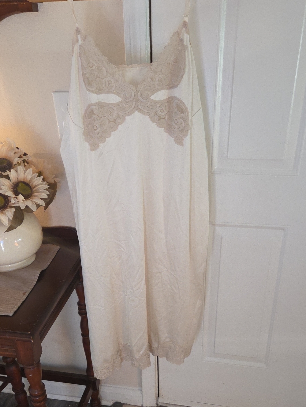 Vanity Fair Ivory Lace-Trim Slip Chemise with Adjustable Straps Vintage